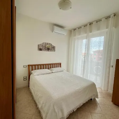 Appartamentino Sul Mare Con Due Balconi, Aria Condizionata, Wi-fi * Porto Potenza Picena